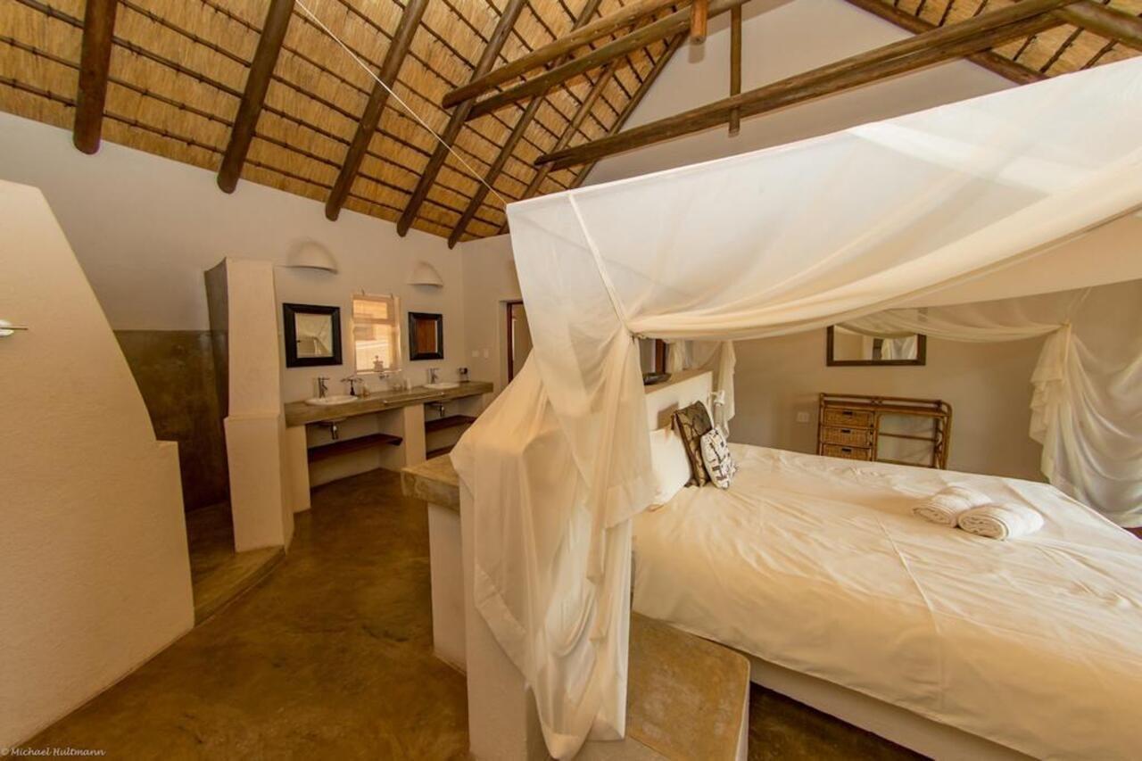Stunning Mountain Views From A 3-Bedroom Home With Pool Hoedspruit Esterno foto