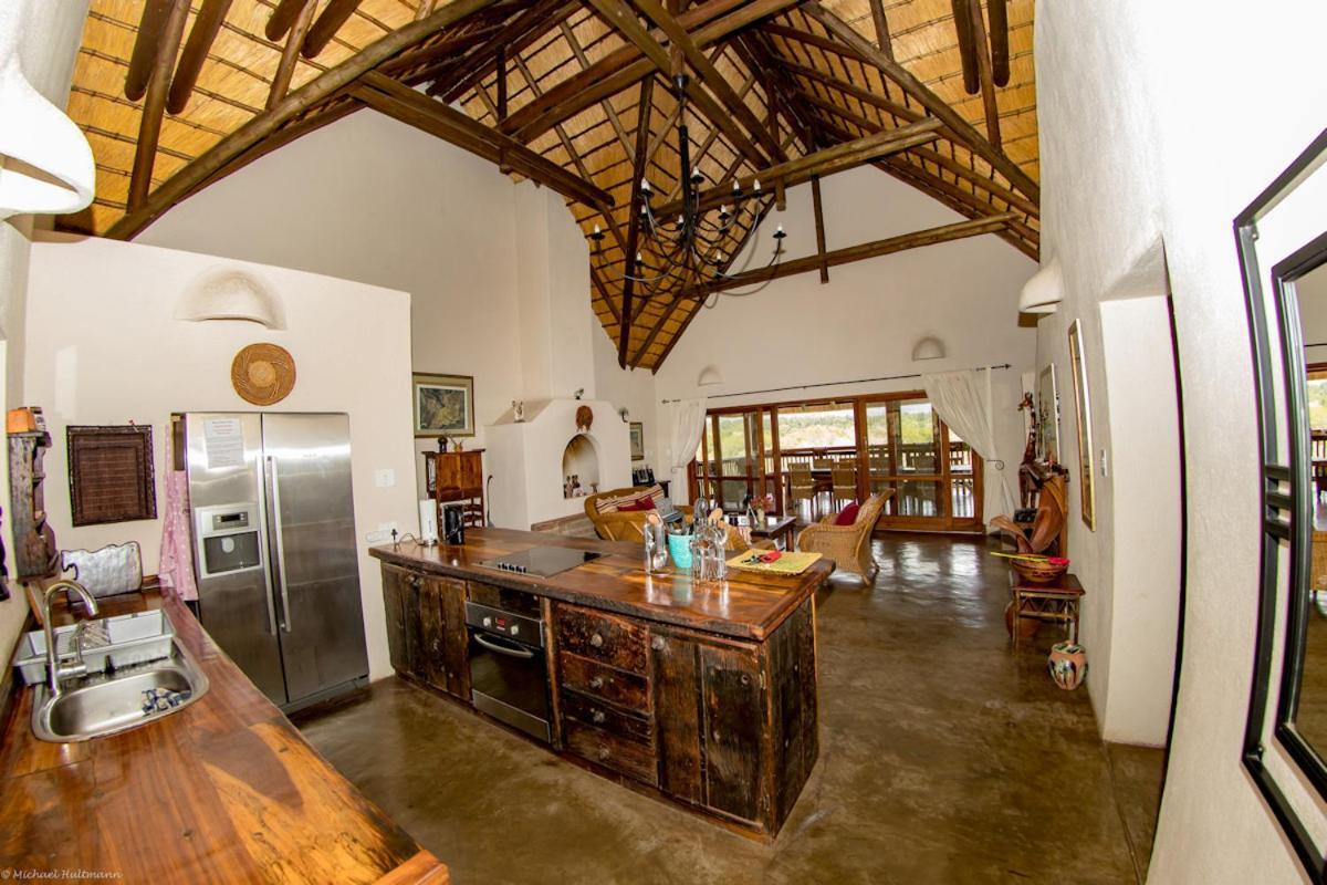 Stunning Mountain Views From A 3-Bedroom Home With Pool Hoedspruit Esterno foto