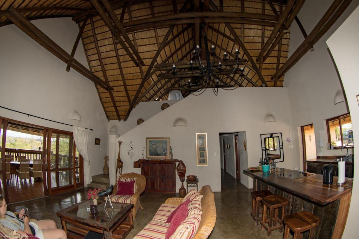 Stunning Mountain Views From A 3-Bedroom Home With Pool Hoedspruit Esterno foto